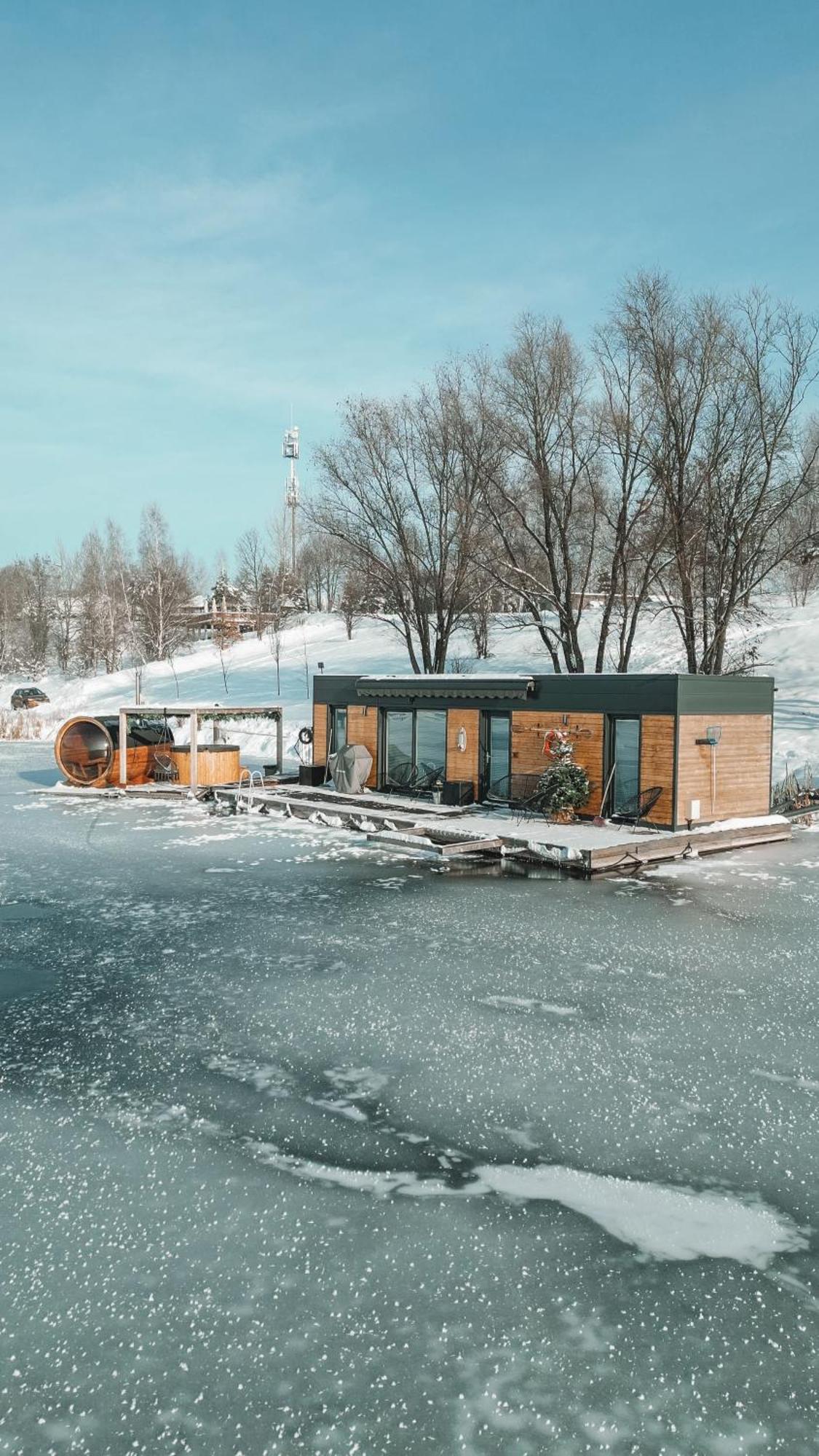 Costa Del Kryspi Caloroczne Na Wodzie Apartment Cholerzyn